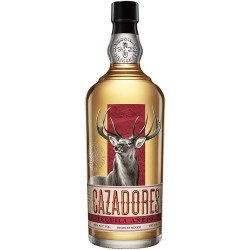 Tequila Añejo Cazadores 750 ml 1/1 Clave: 19550